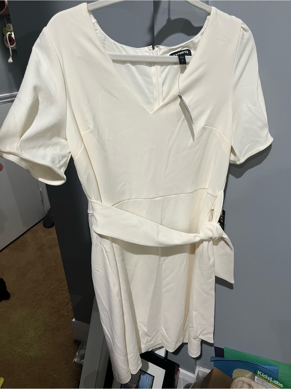 Express Cream Short-Sleeve Tie-Waist Sheath Dress NWT